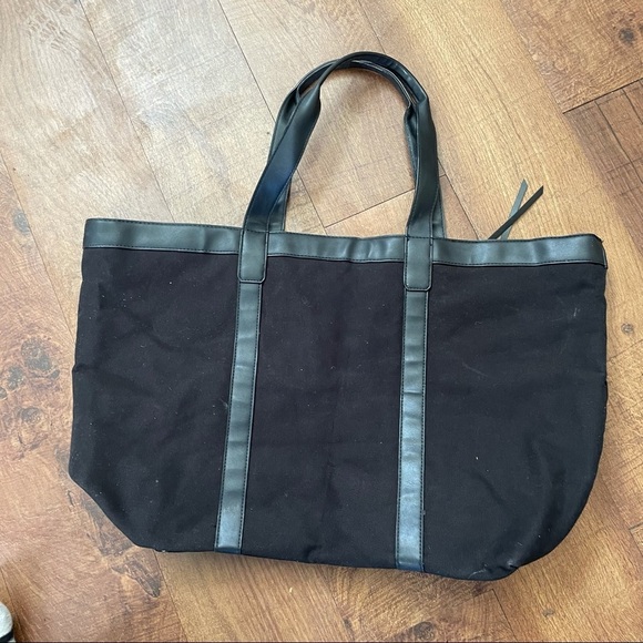 Victoria’s Secret open top cloth & faux leather tote beach travel bag - Picture 5 of 8